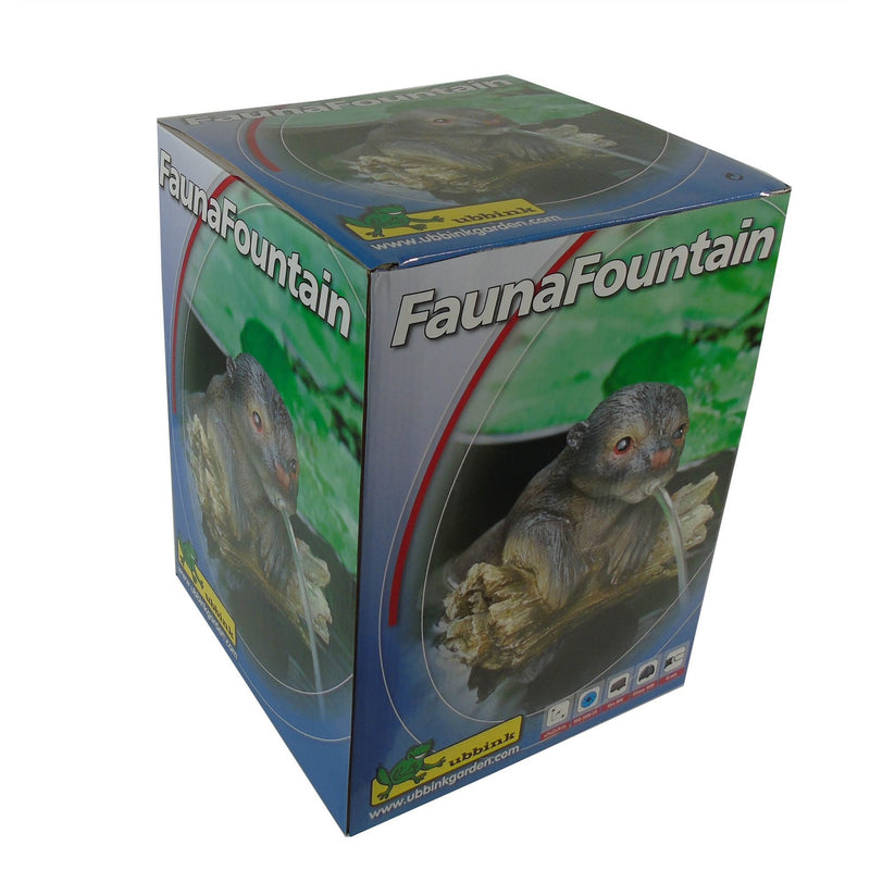 Load image into Gallery viewer, Ubbink drijvende spuitfiguur otter op boomstam waterornament

