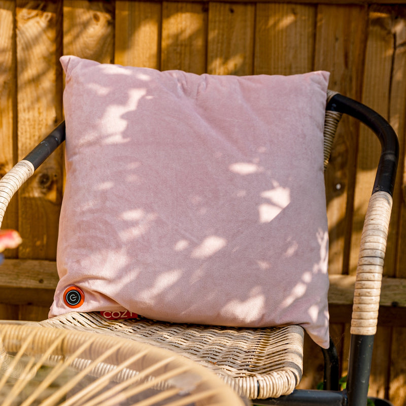 Load image into Gallery viewer, Cozy una velvet 45 x 45 cm draadloos warmtekussen (lichtroze, powerbank 5000 mah)
