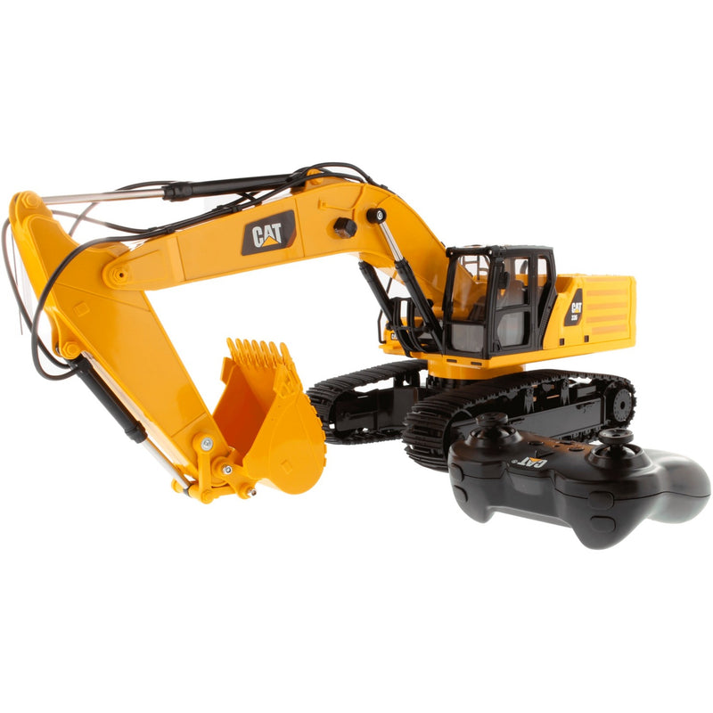 Load image into Gallery viewer, Carrera 1:24 rc cat 336 graafmachine
