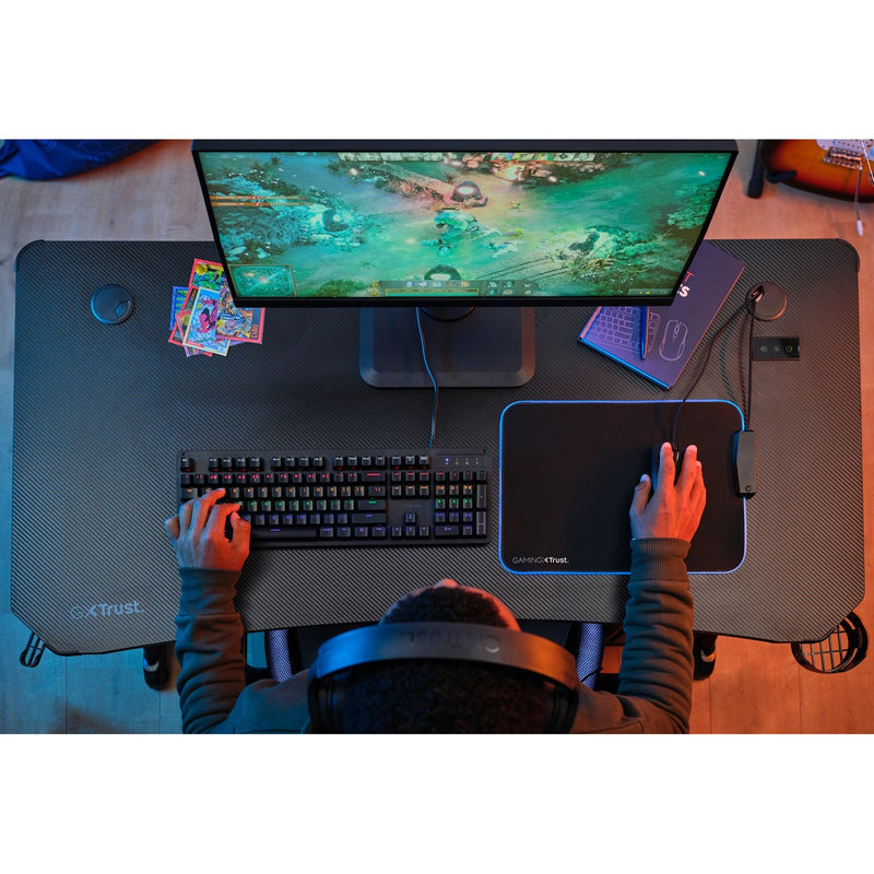 Load image into Gallery viewer, Trust gxt 709 luminus rgb-gamingbureau gaming desk (zwart)
