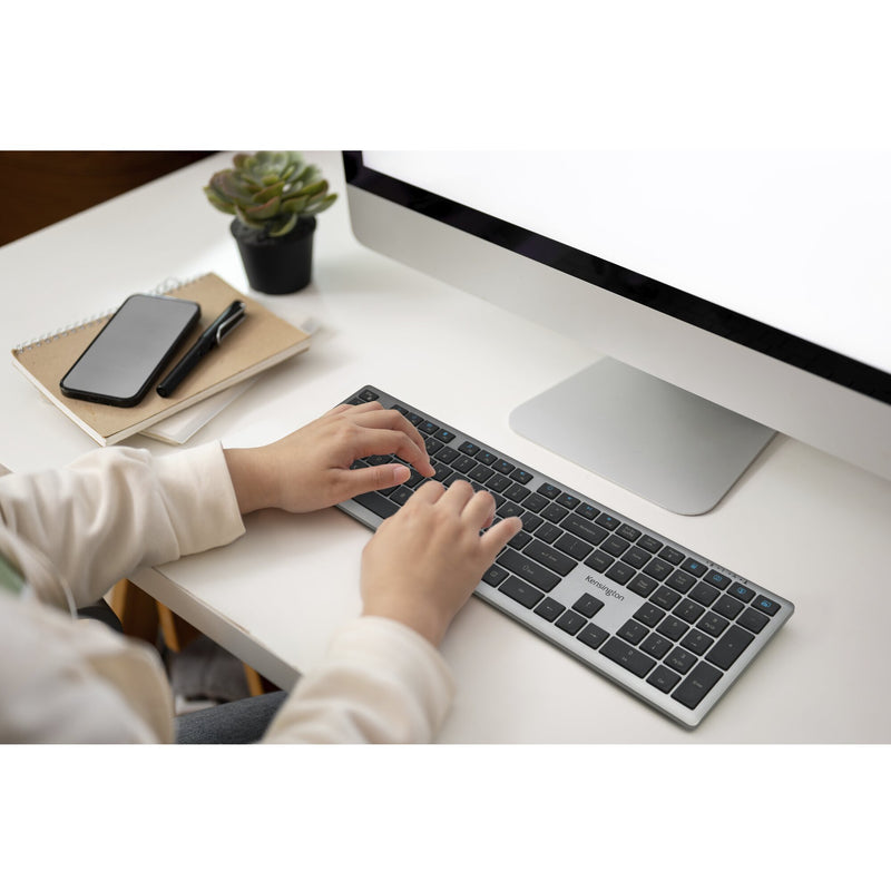 Load image into Gallery viewer, Kensington kb535 eq rechargeable multi-device keyboard (us-international lay-out (qwerty), scissor switches, 100%, usb, 2,4 ghz, bluetooth 5.4)
