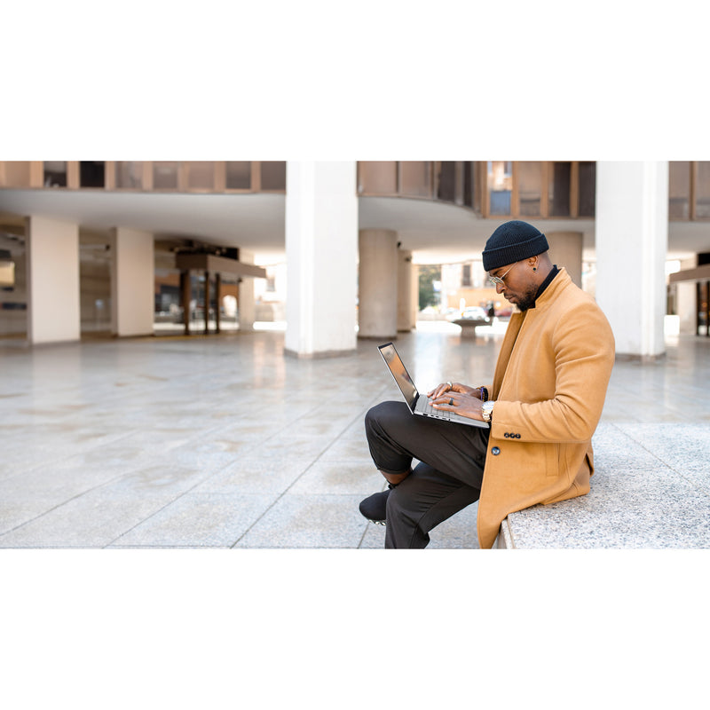 Load image into Gallery viewer, Asus vivobook s 15 oled s5507qa-ma006w 15.6 copilot+ pc laptop (zilver | snapdragon x elite x1e-78-100 | qualcomm adreno | 16 gb | 1 tb ssd | 120 hz)
