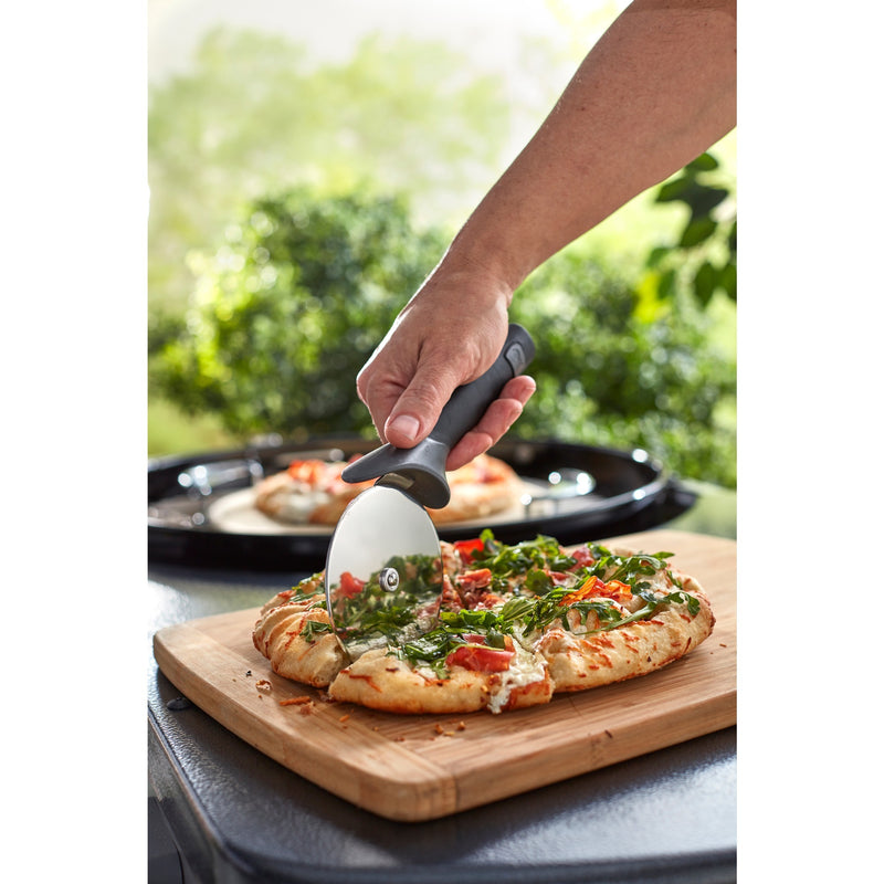 Load image into Gallery viewer, Weber pizzasnijder mes (roestvrij staal zwart)
