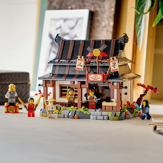 Lego ninjago 71858 15-jarig jubileum: smederij de vier wapens