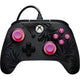 Powera advantage plus bedrade controller voor xbox series x|s - palmbomen in maanlicht (roze, xbox series x|s, xbox one, pc)