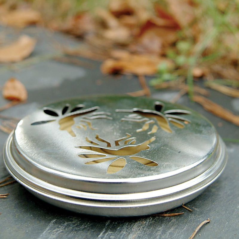 Load image into Gallery viewer, Esschert design citronella spiralen in zinken bakje
