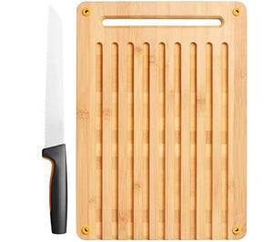 Fiskars Functional Form Set bamboe broodsnijplank en mes