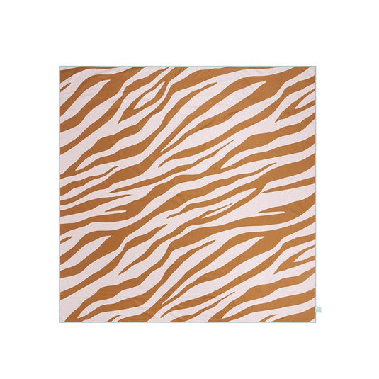 Vibrant stripes | oranje microvezel handdoek 180 x 180 cm