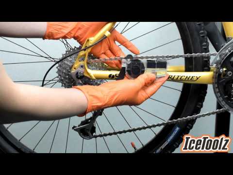 Load image into Gallery viewer, Kettingreiniger met ontvetter (120ml) IceToolz 240C212 (set)
