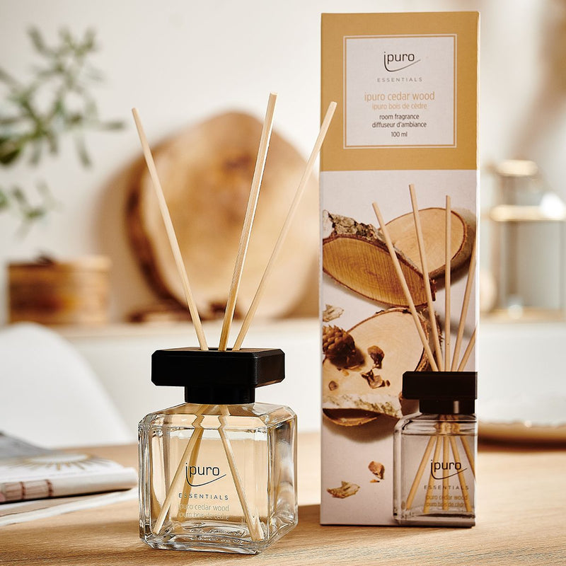Load image into Gallery viewer, Ipuro geurdiffuser cedar wood 100 ml
