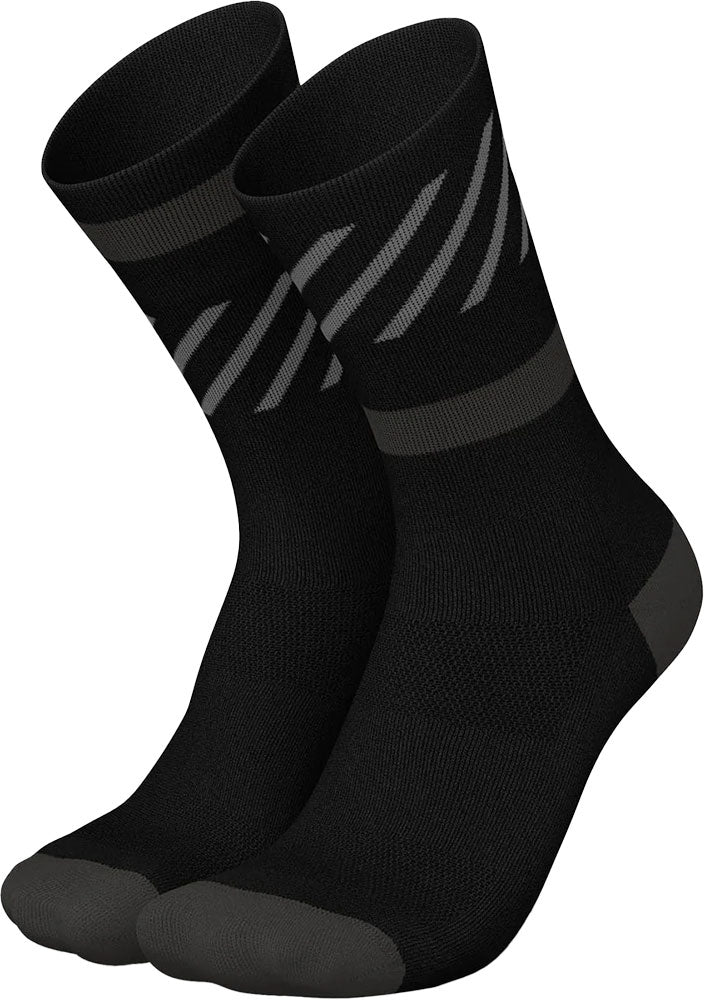 Load image into Gallery viewer, Incylence disrupts - running socks
