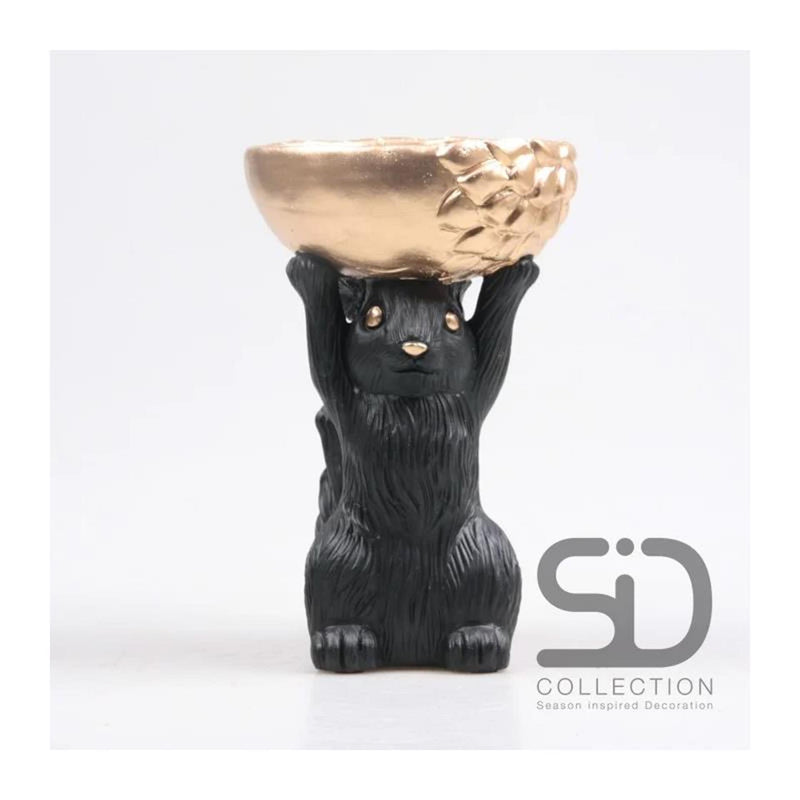 Load image into Gallery viewer, Season inspired decoration eekhoorn met bak 14x12x22,5cm zwart

