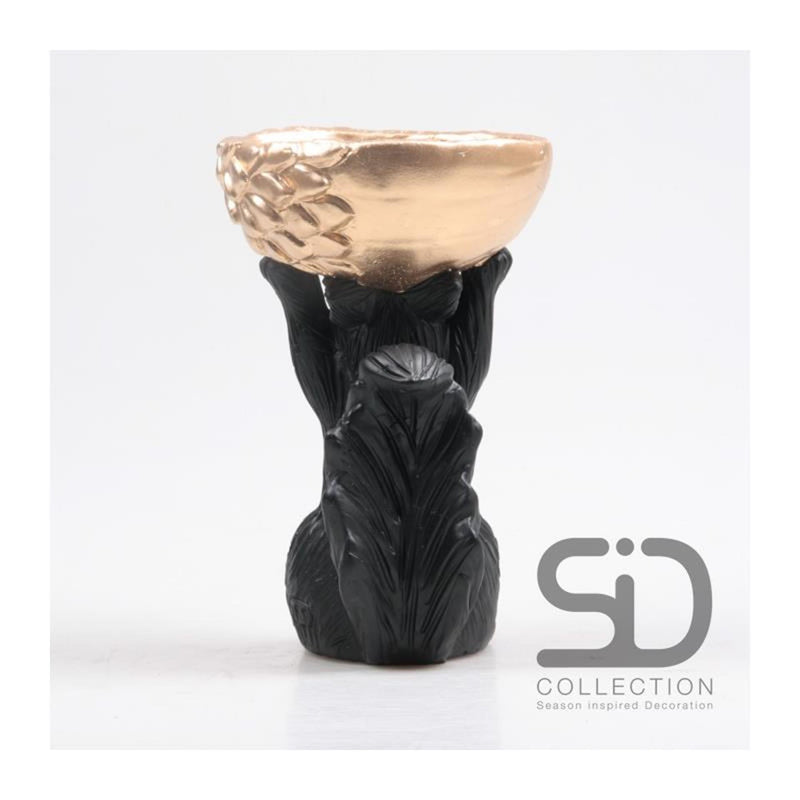 Load image into Gallery viewer, Season inspired decoration eekhoorn met bak 14x12x22,5cm zwart
