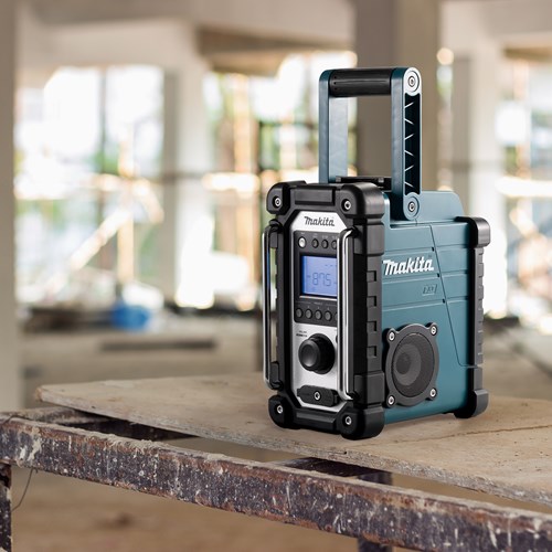 Makita dmr116 bouwradio | fm am | zonder accu's | werkt op lxt- en g-accu's - dmr116