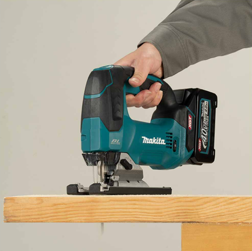 Load image into Gallery viewer, Makita jv002gd201 40 v max accu decoupeerzaag d-greep | 2,5 ah accu (2 st), snellader, in mbox
