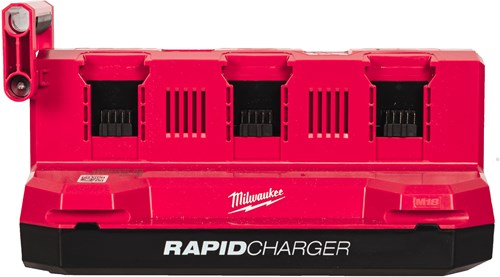 Milwaukee m18 mpc6 m18™ mobiele packout™ 6 bay snellader - 4932498551