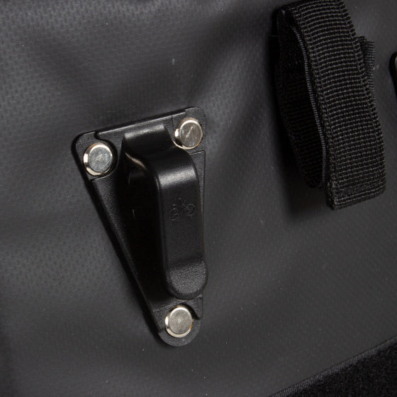 Load image into Gallery viewer, Bike carbon waterafstotende fietsschoudertas 12l zwart
