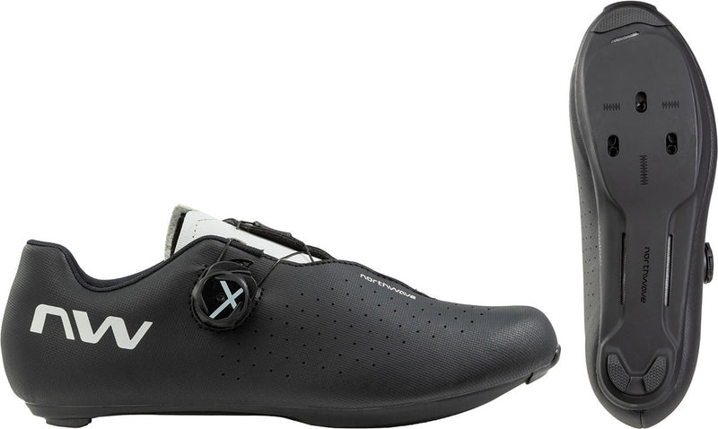 Load image into Gallery viewer, Northwave sonic plus - road bike shoes
