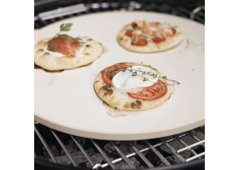 Load image into Gallery viewer, Rösle BBQ Pizzasteen 46,5 x 41 cm Wit Zilver
