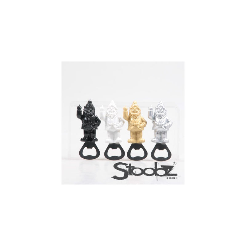 Afbeelding laden in galerijviewer, Stoobz design stoobz kabouter f*ck you flesopener met magneet 9cm zwart wit zilver goud
