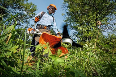 Stihl fs 240 c-e benzine bosmaaier | 37,7 cm³ | 1,7 kw | 420 mm | dm 250-3 - 41472000359