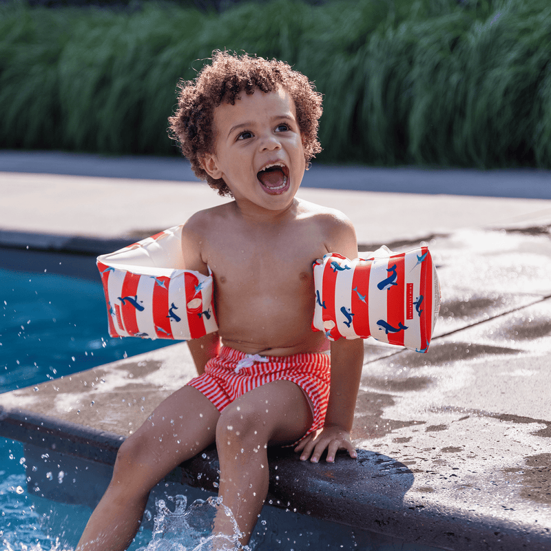 Load image into Gallery viewer, Ocean stripes | rood witte zwembandjes 2-6 jaar
