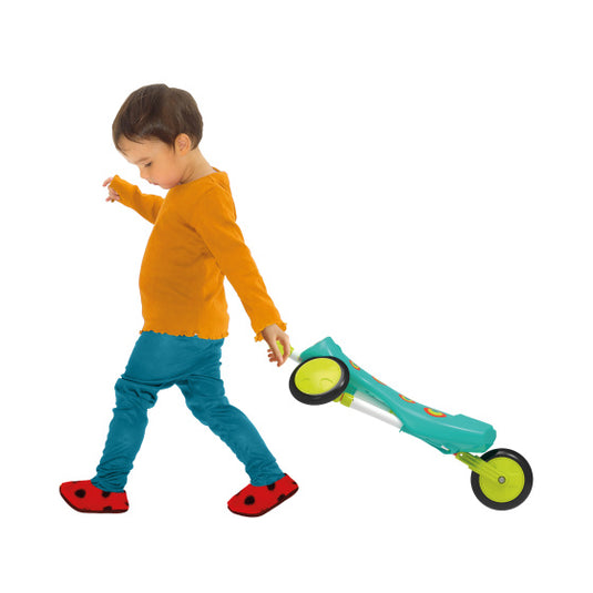The bugs scuttlebug xl splodge loopfiets met 3 wielen junior turquoise groen