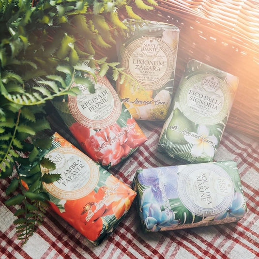 Nesti dante regina di peonie zeep 250gr.