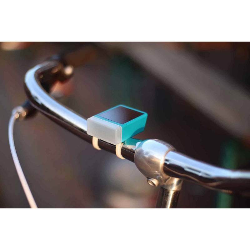 Load image into Gallery viewer, Litta Verlichtingsset LED op zonne-energie Cloudy White
