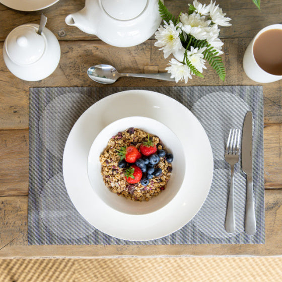 Load image into Gallery viewer, Kitchencraft Placemat 30 x 45 cm PVC polyester zilvergrijs

